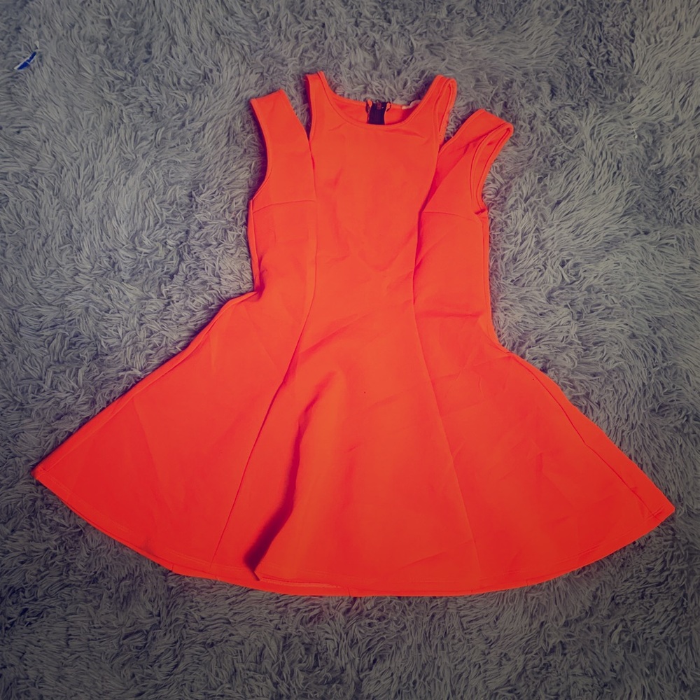 Nancy Double straps fit & flare